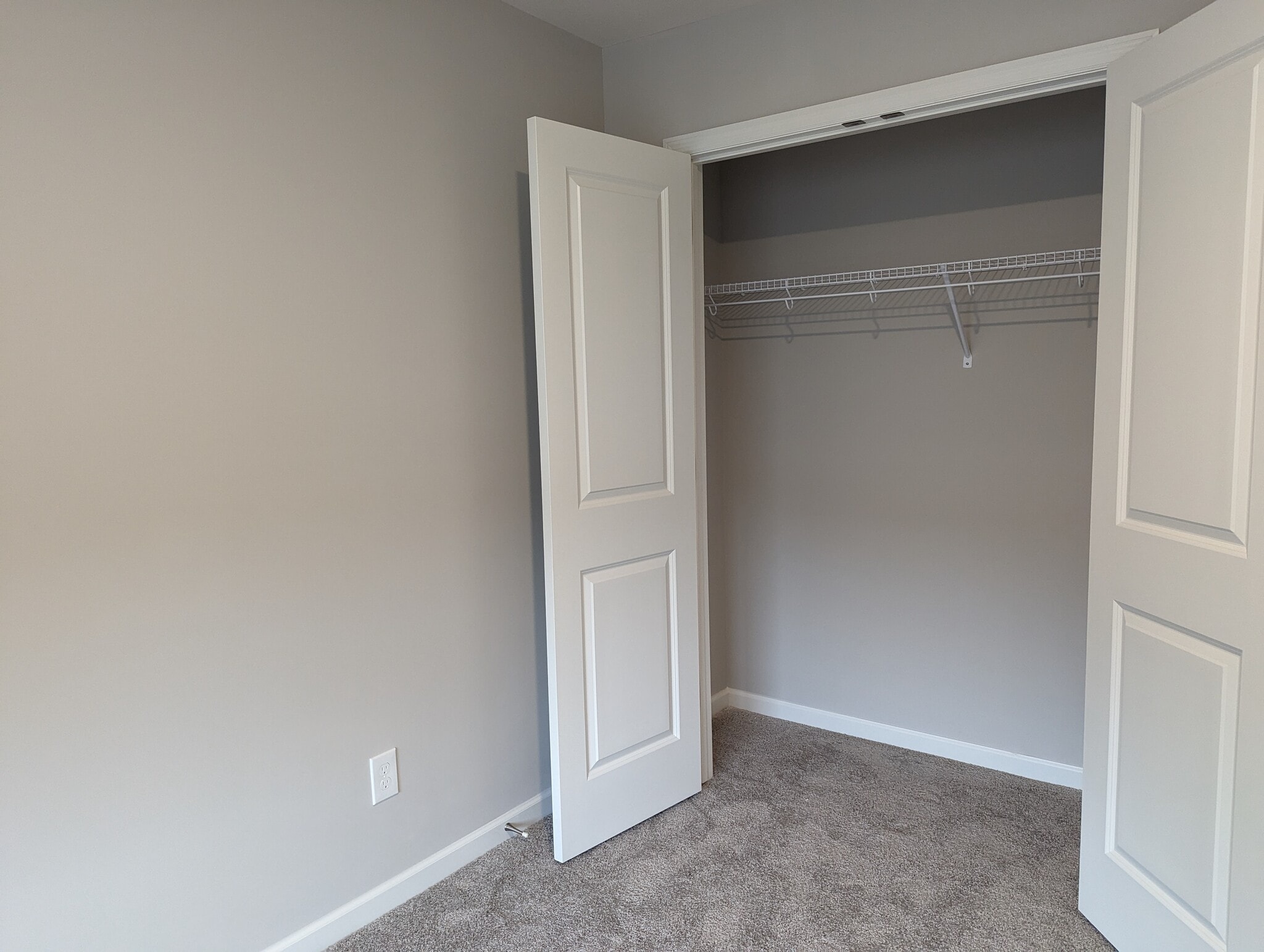 Building Photo - 14504 Twin Lakes Cir