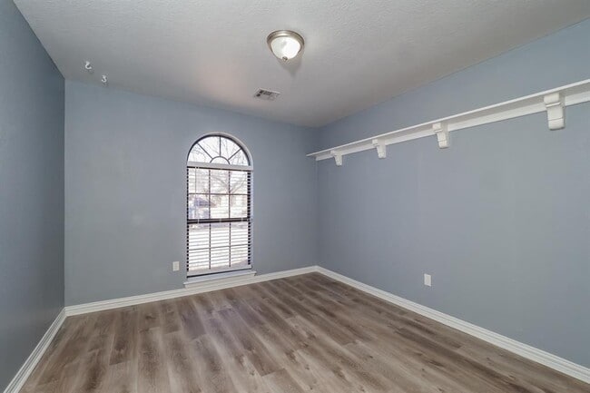 Building Photo - 1616 Rocky Mountain Way