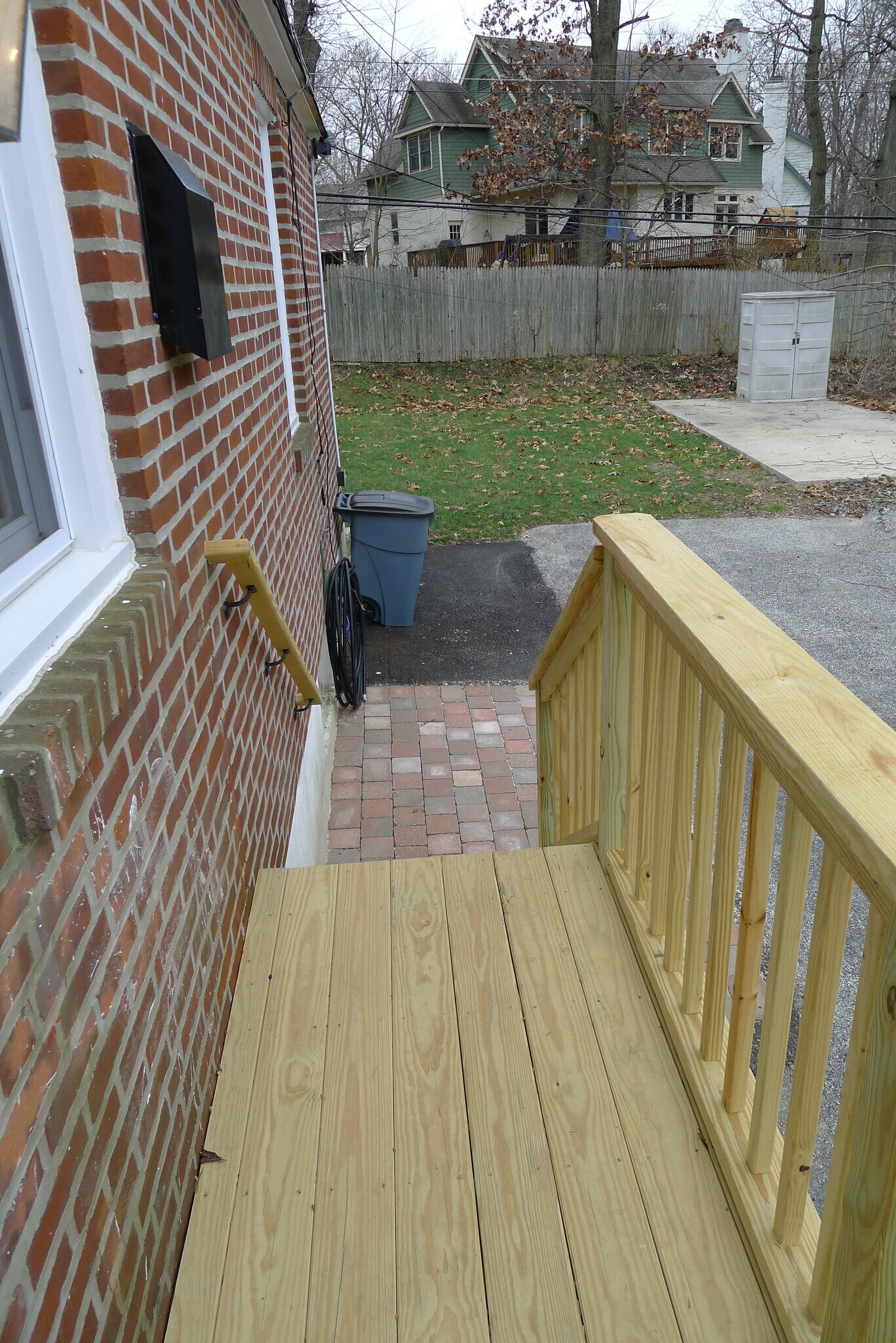 Building Photo - 278 Valley View Road