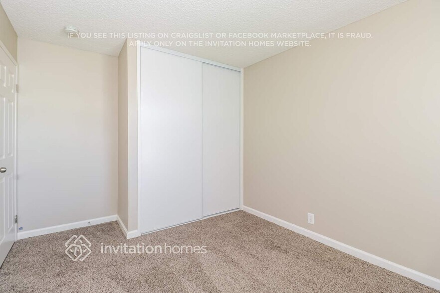 Building Photo - 2954 Redwood Dr