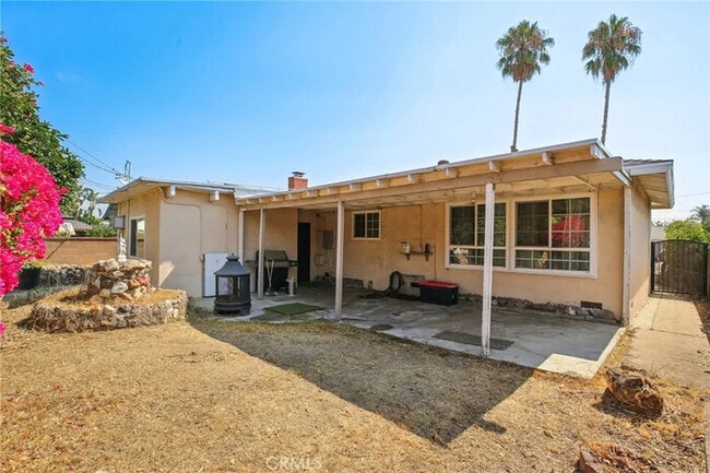 Building Photo - Unlock the opportunity to create your drea...