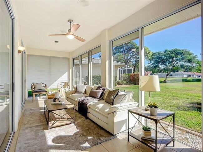 Building Photo - 2960 Sandringham Pl