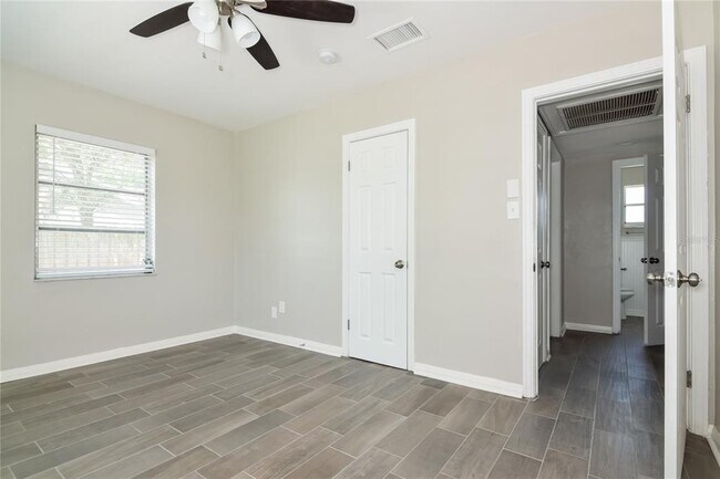 Building Photo - 5224 Puritan Ave