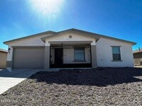 Building Photo - 913 Galaxia Dr
