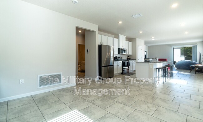 Building Photo - 1121 Grand Cypress Ct