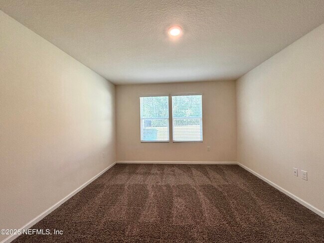 Building Photo - 2270 Willow Springs Dr