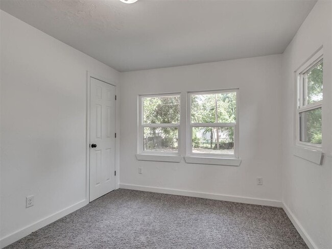 Building Photo - 1814 N Jordan Ave