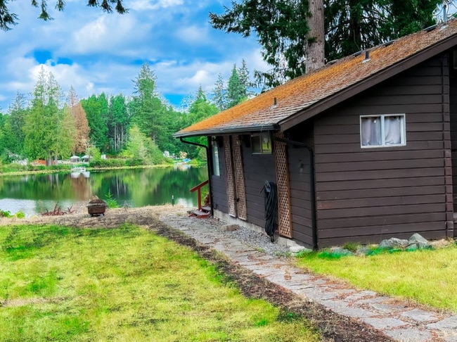 Building Photo - 1419 150th Pl NW