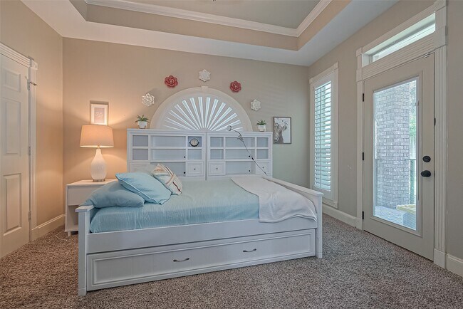 Building Photo - 26 Spiceberry Pl