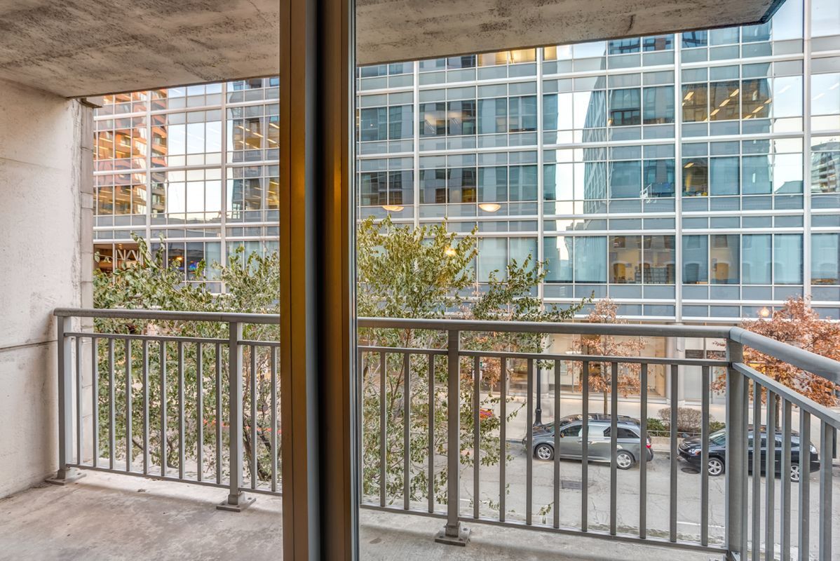 Building Photo - 180 N Jefferson St