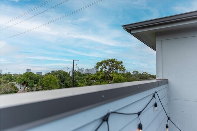 Building Photo - 2903 Blodgett St