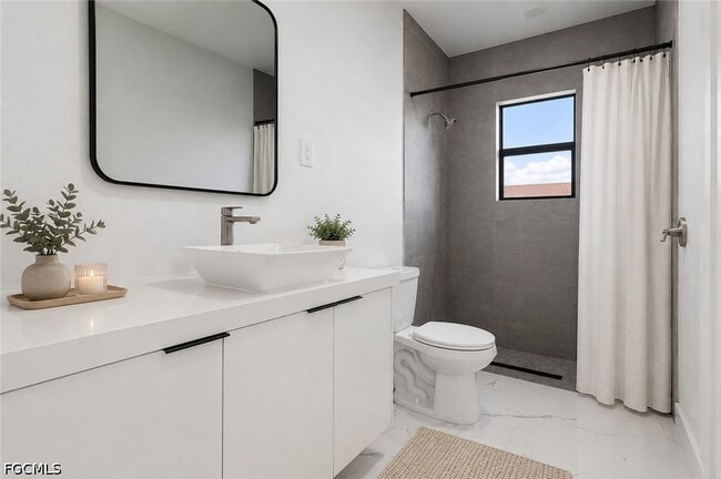 Building Photo - 3728 9th St W