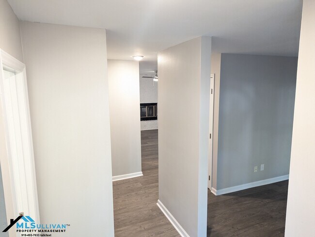 Building Photo - 4424 American Dr