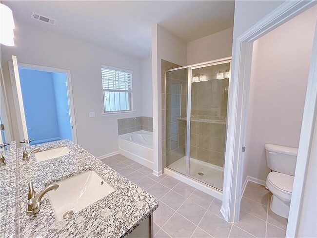 Building Photo - 2580 Mls Cmn Dr