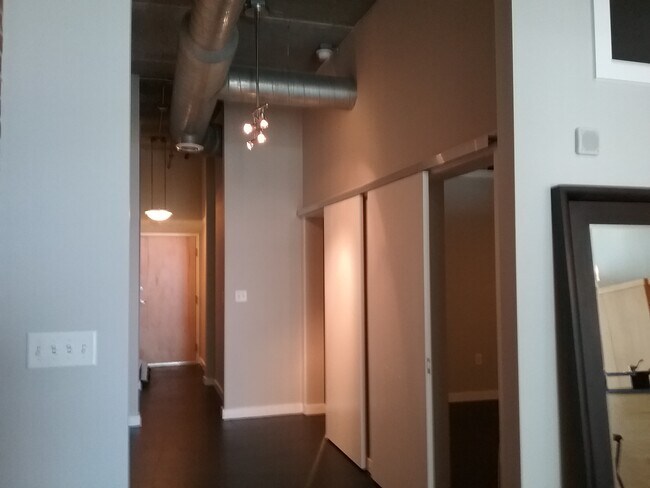 Building Photo - 175 2nd St S