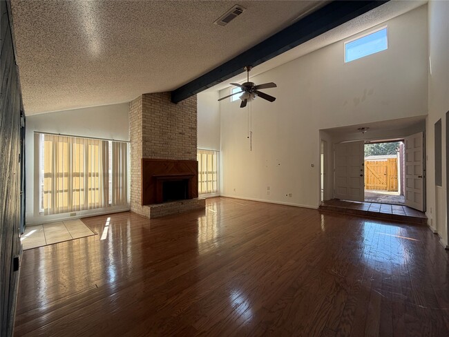 Building Photo - 4307 Bugle Rd