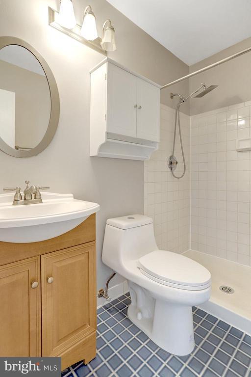 Building Photo - 7926 Pebble Brook Ct