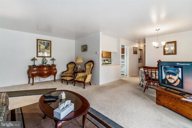 Building Photo - 101 Fitz Ct