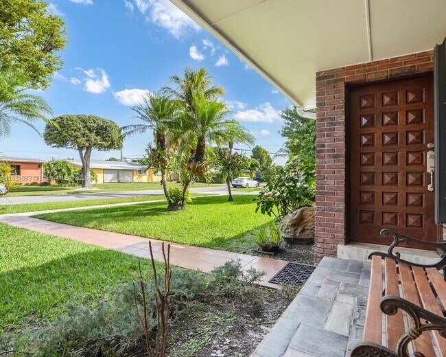 Building Photo - 9460 SW 53rd St