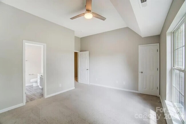 Building Photo - 9839 Brawley Ln