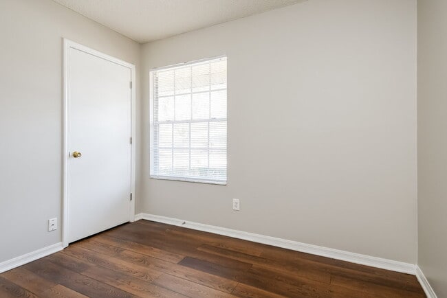 Building Photo - 5166 Clarion Hammock Dr