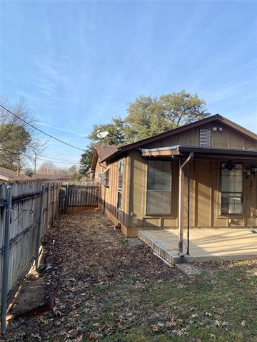Building Photo - 401 Franklin Dr