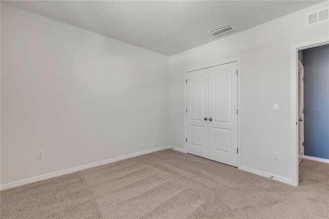 Building Photo - 2725 Silver Canoe Dr