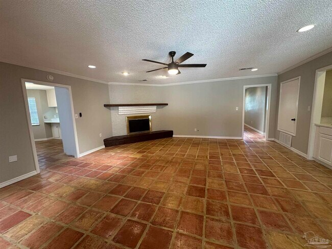 Building Photo - 3202 Swan Ln