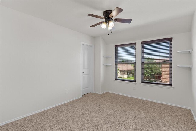 Building Photo - 18825 Star Gazer Way