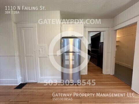 Building Photo - 1110 N Failing St