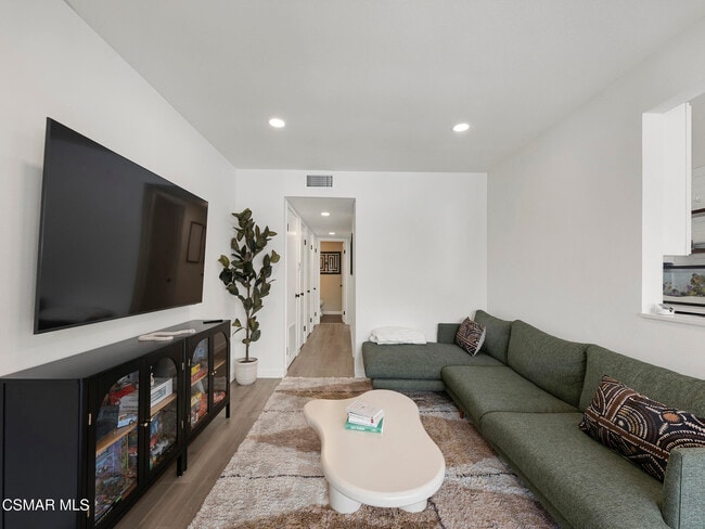 Building Photo - 1218 Kirkford Way