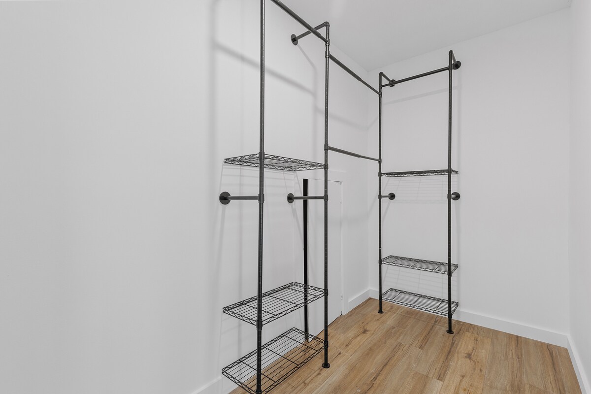 Building Photo - 1 Myrtle Hill Rd