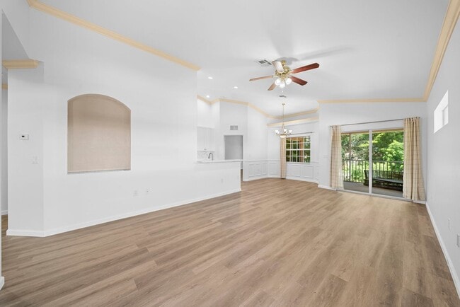 Building Photo - Nicely updated 3-bedroom, 2-bath upper-floor condo in Fort Myers