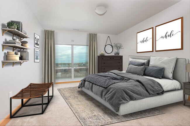 Building Photo - 1550 E Royall Pl