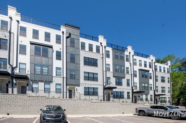 Building Photo - 104 Ailey Brook Way