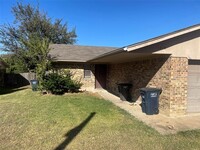 Building Photo - 5310 Hastings Dr