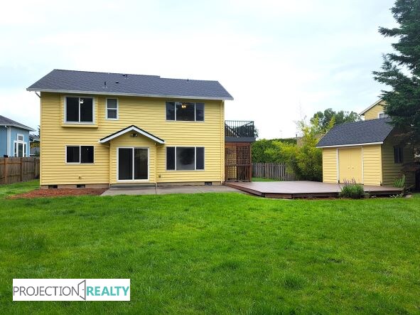 Building Photo - 33994-33997 7 Oaks Dr