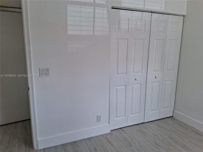 Building Photo - 1205 Congressional Way