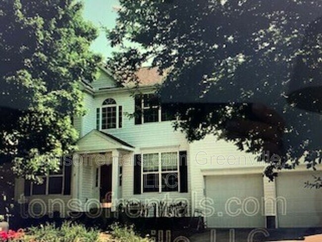 Primary Photo - 5 Lake Valley Ct