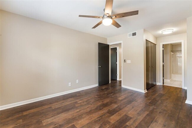 Building Photo - 4016 Whitehall Way