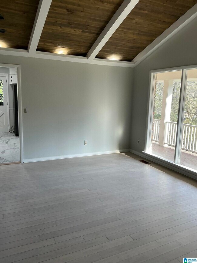 Building Photo - 4866 Overton Rd