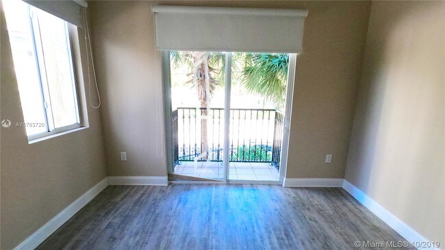 Building Photo - 400 SW 2nd St