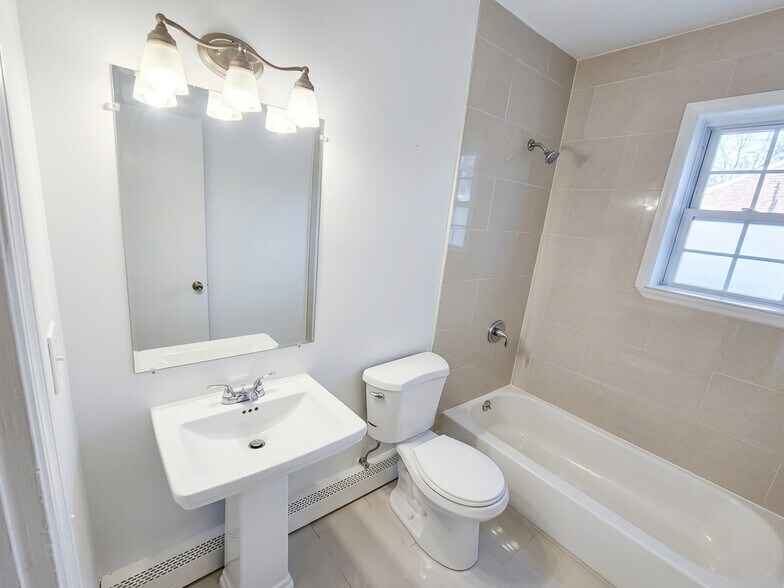 Bathroom - 21 Old Allamuchy Rd