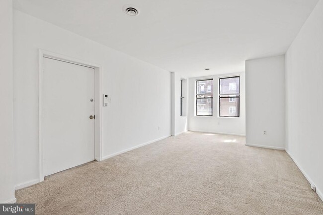Building Photo - 2514 13th St NW