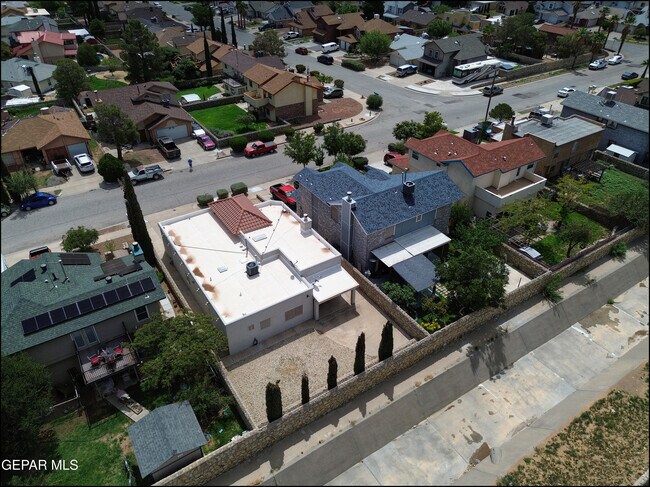 Building Photo - 11109 Loma Grande Dr
