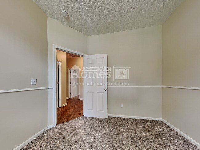 Building Photo - 108 Speightstown Court