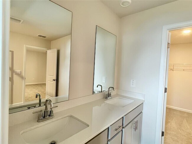 Building Photo - 4249 Tin Hare Ln