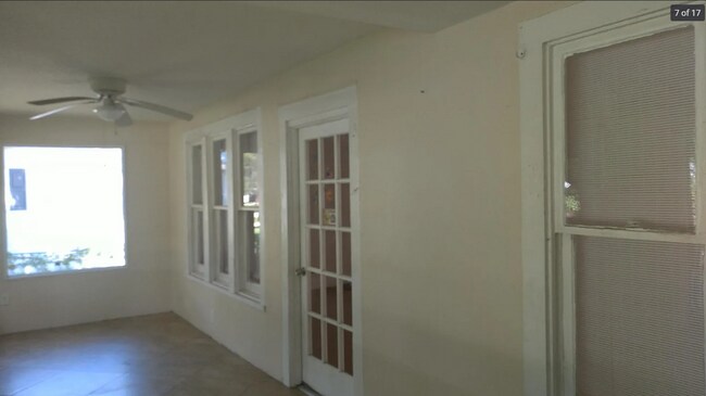 Building Photo - 1059 Hand Ave