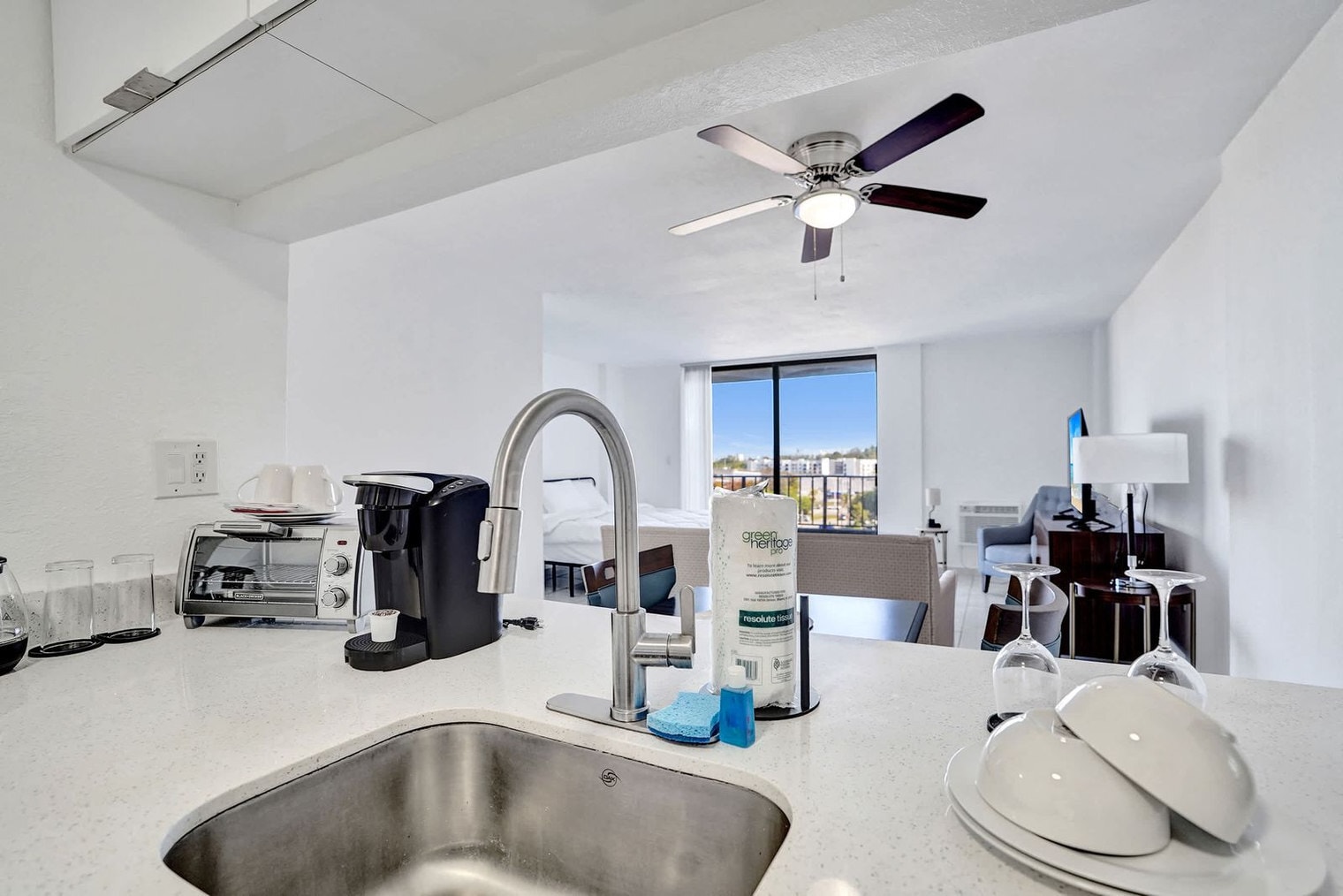 Building Photo - 777 NW 155th Ln