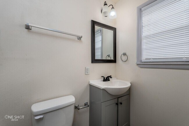 Building Photo - 3181 Sherry Ln